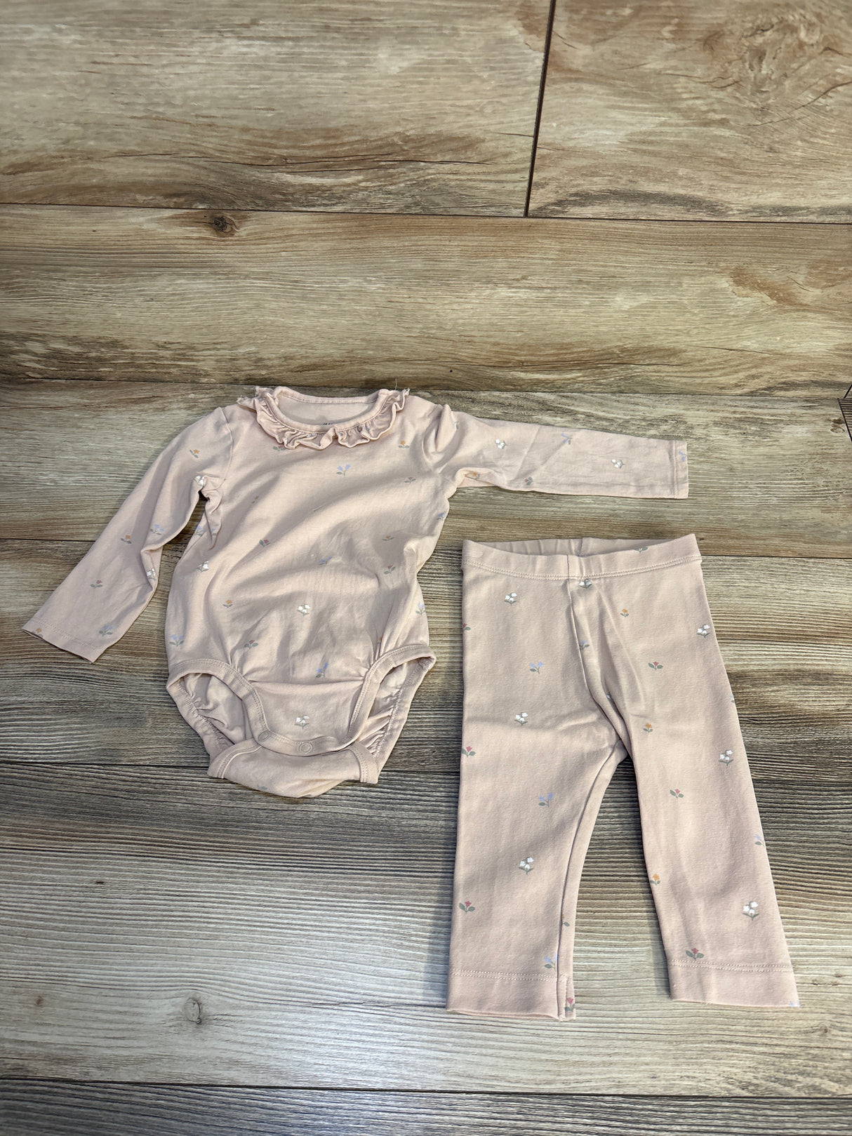 H&M Organic 2pc Floral Bodysuit & Bottoms Set Peach sz 6m