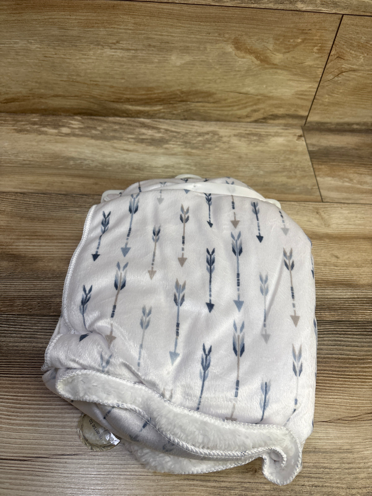 NEW Hippie Baby Reversible Baby Blanket in Quinn Arrow Blue 30x40''