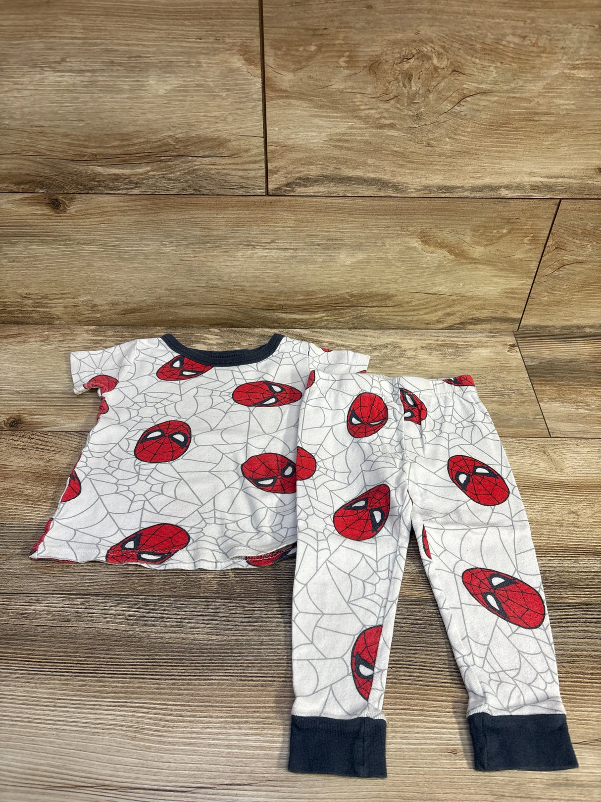Marvel 2pc Spider Man Pajama Set White sz 2T