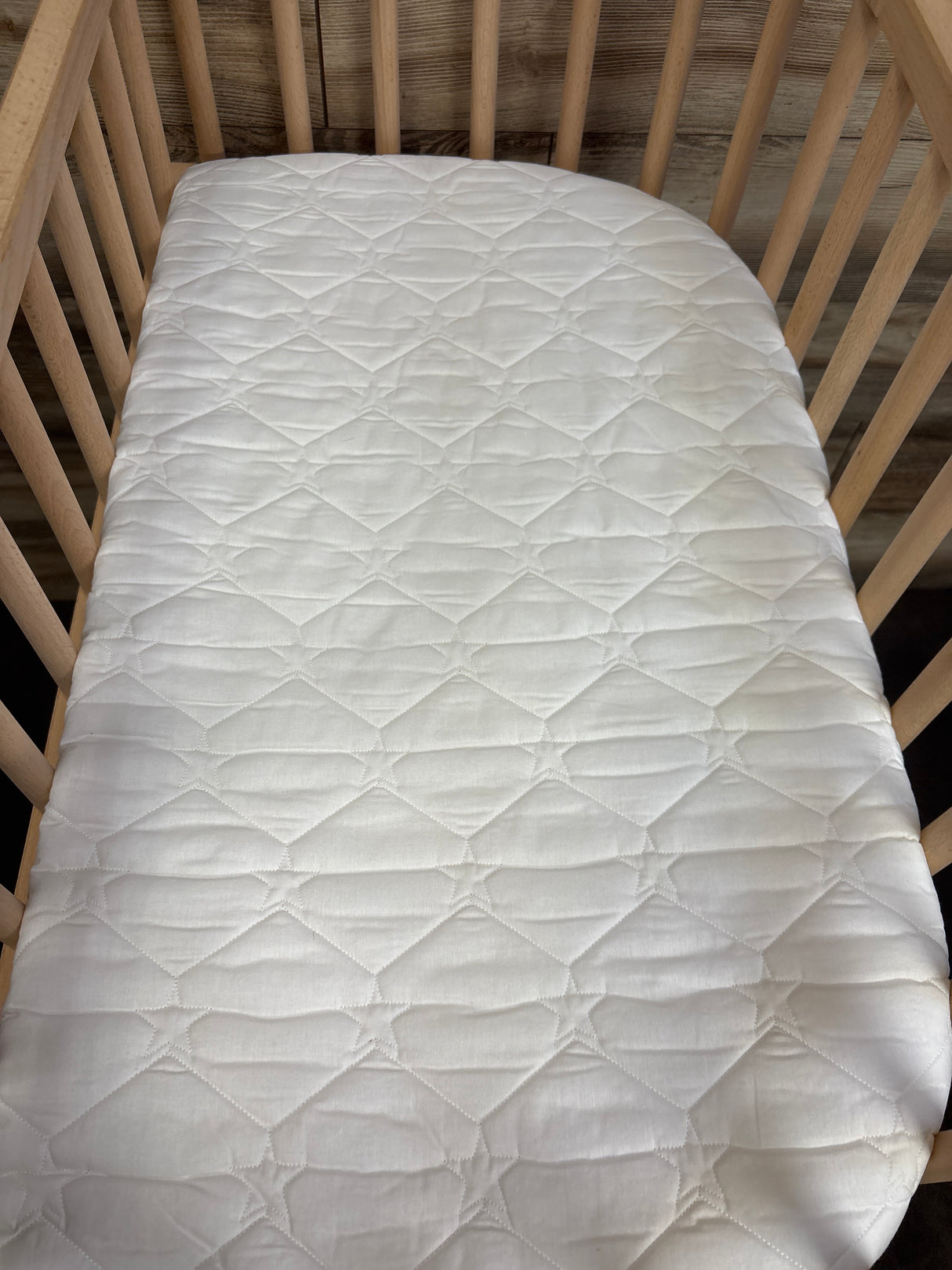 BabyBay Maxi Tall Wooden Bedside Sleeper Bassinet