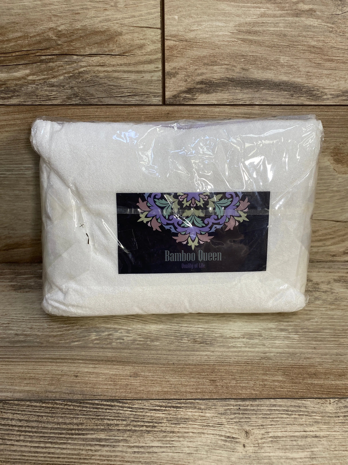 NEW Bamboo Queen 2pk Hooded Towels, White/Grey - Me n Mommy To Be