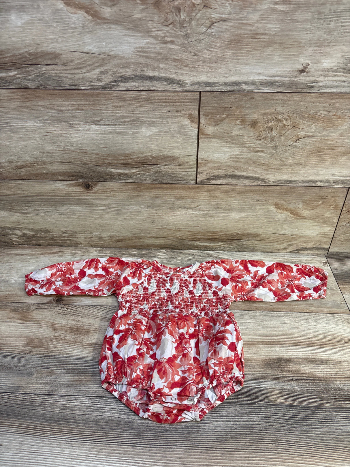 Kate Quinn Long Sleeve Smocked Bubble Romper Red sz 6-12m