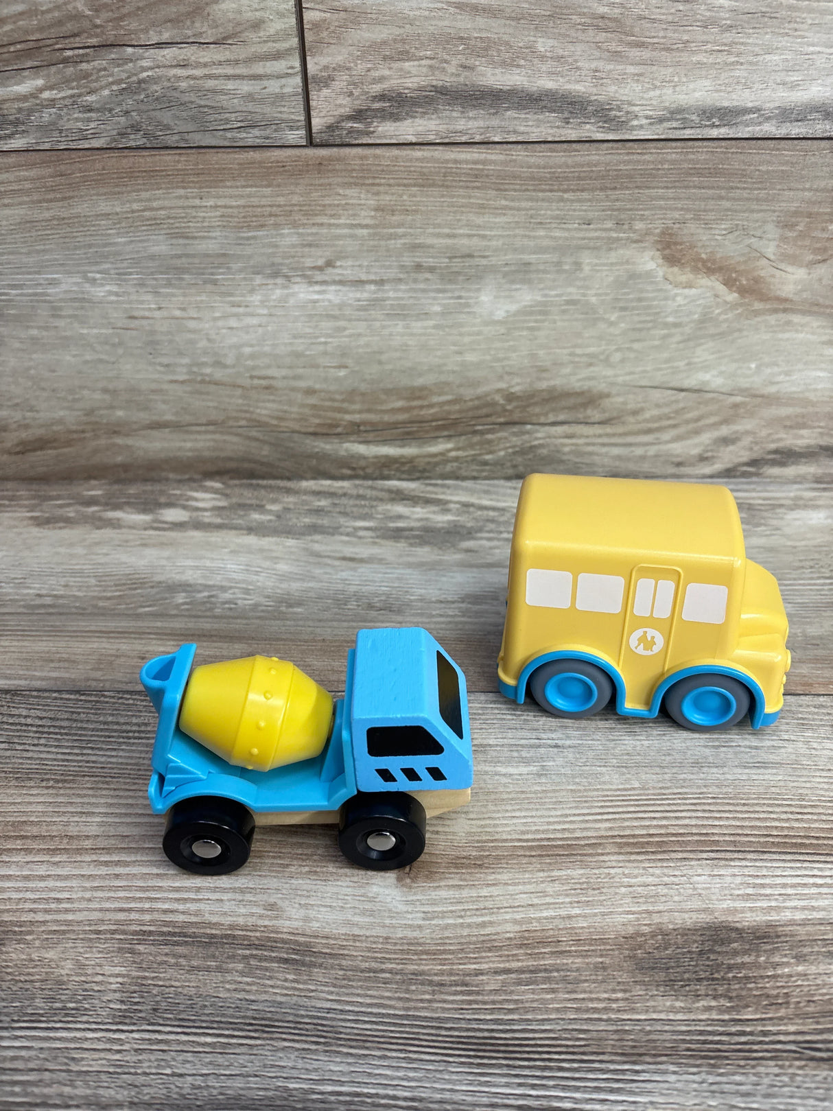 Giggle Scape's Speedy Go Vehicle & Wooden Cement Truck - 2pk