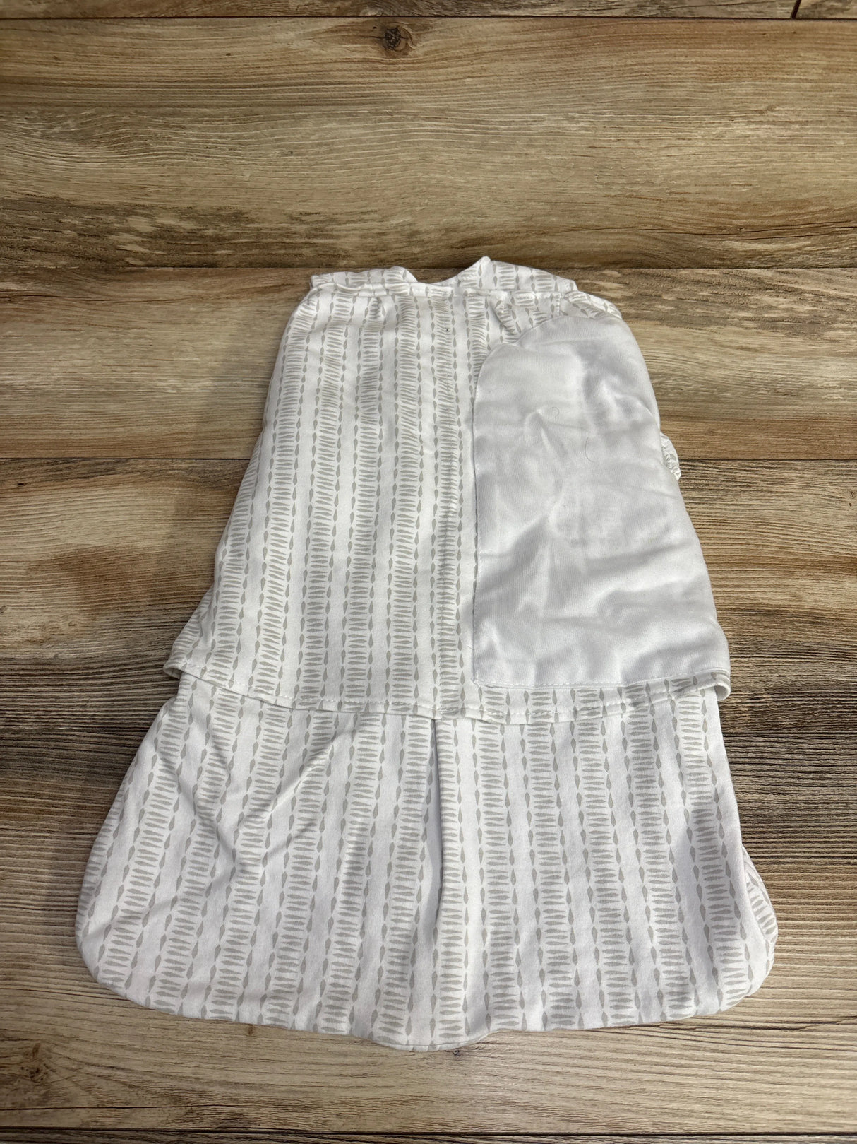 Halo SleepSack Swaddle White sz Newborn