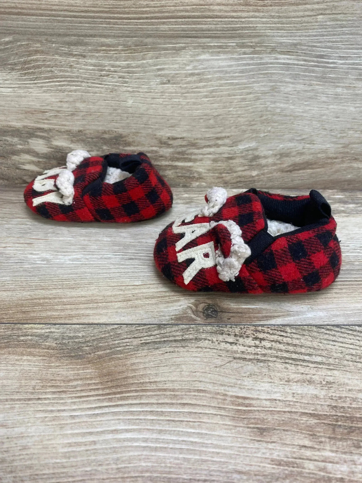 Buffalo Baby Bear Slippers sz 1c - Me n Mommy To Be