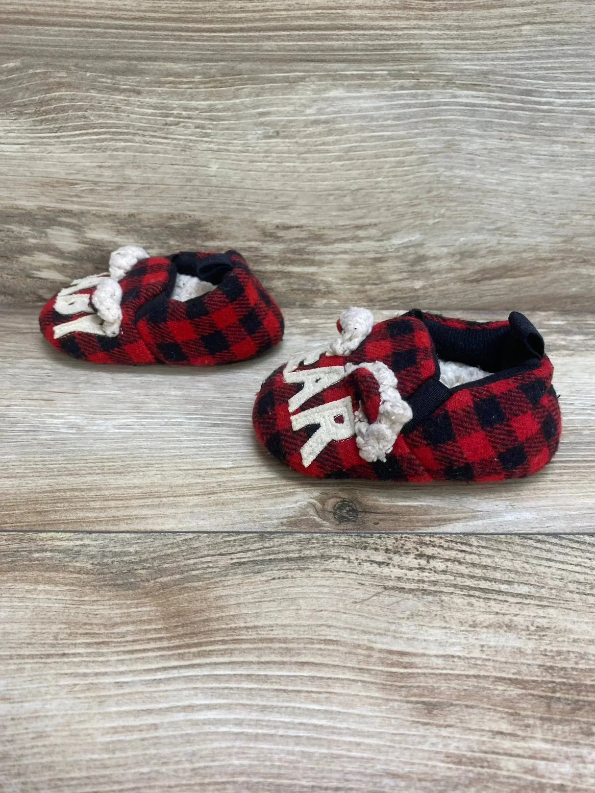 Buffalo Baby Bear Slippers sz 1c - Me n Mommy To Be