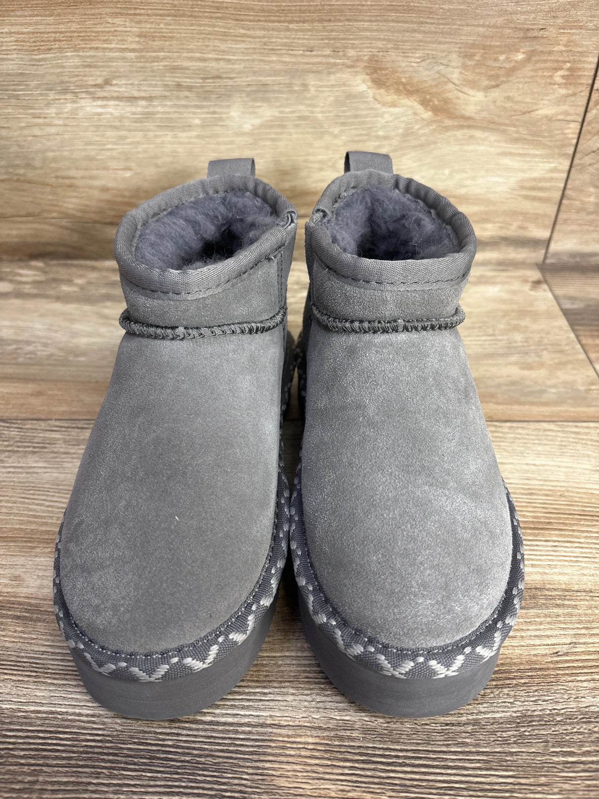 Bearpaw Super Shorty Deco Bootie Grey sz 12c