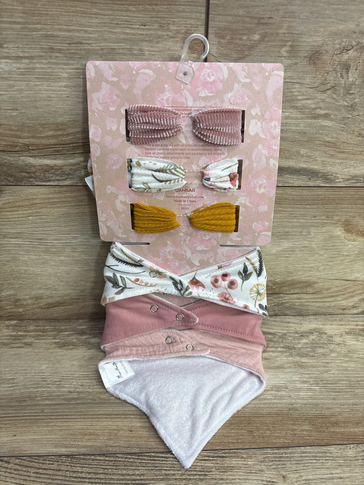 NEW Danbar Bow Fancy 6pc Headwraps & Bandana Bibs