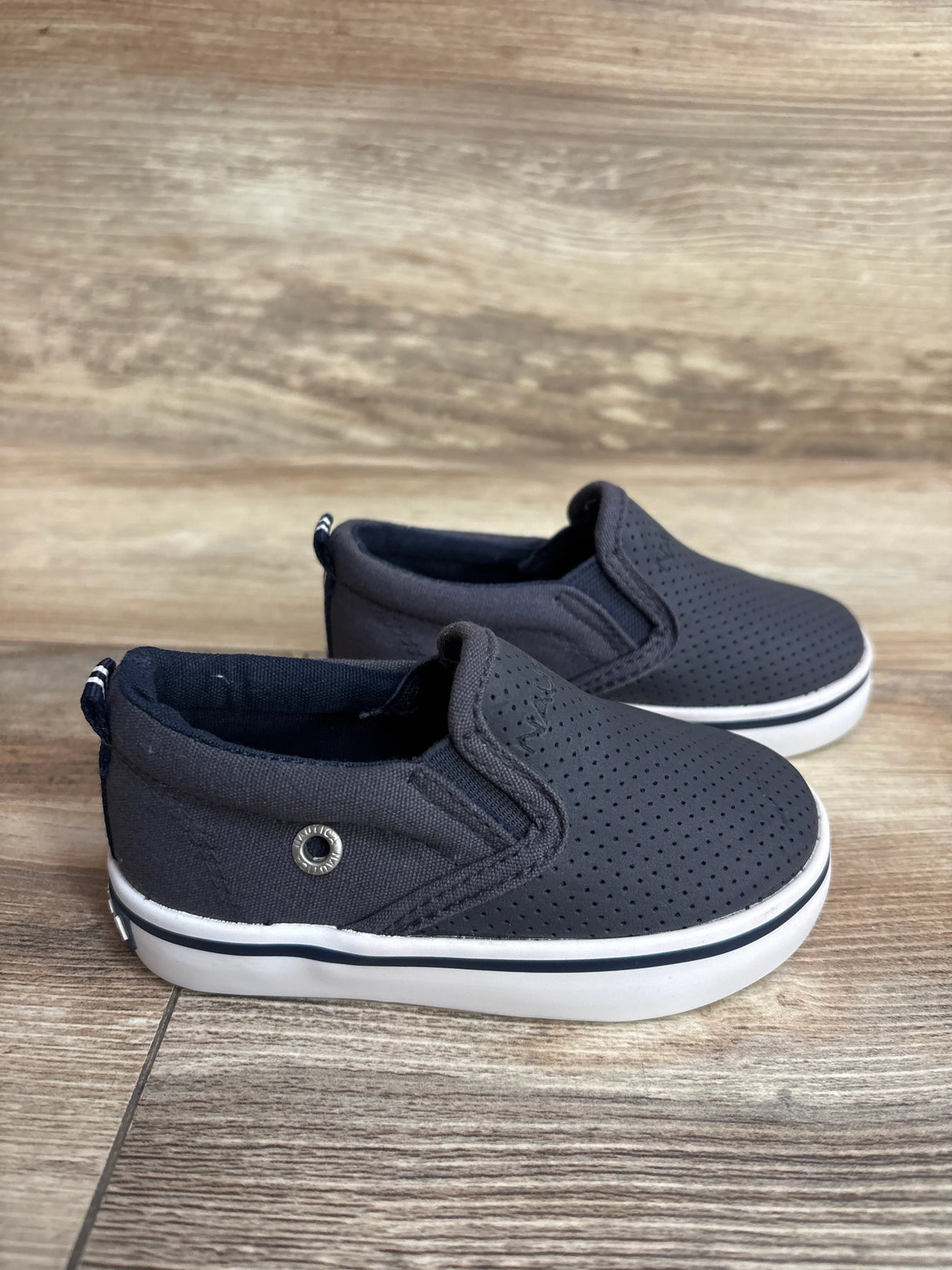 Nautica Akeley Slip-On Sneakers Grey sz 5c