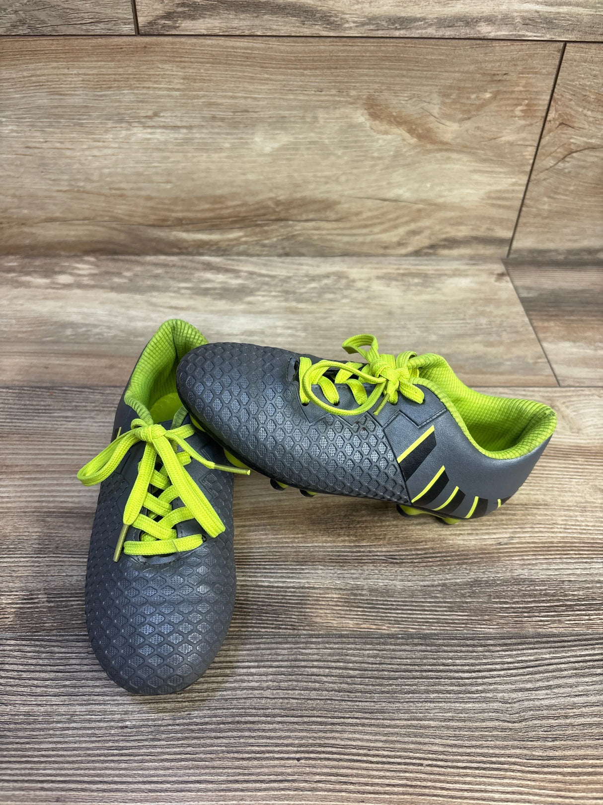 Hawkwell Athletic Soccer Cleats Grey sz 12c