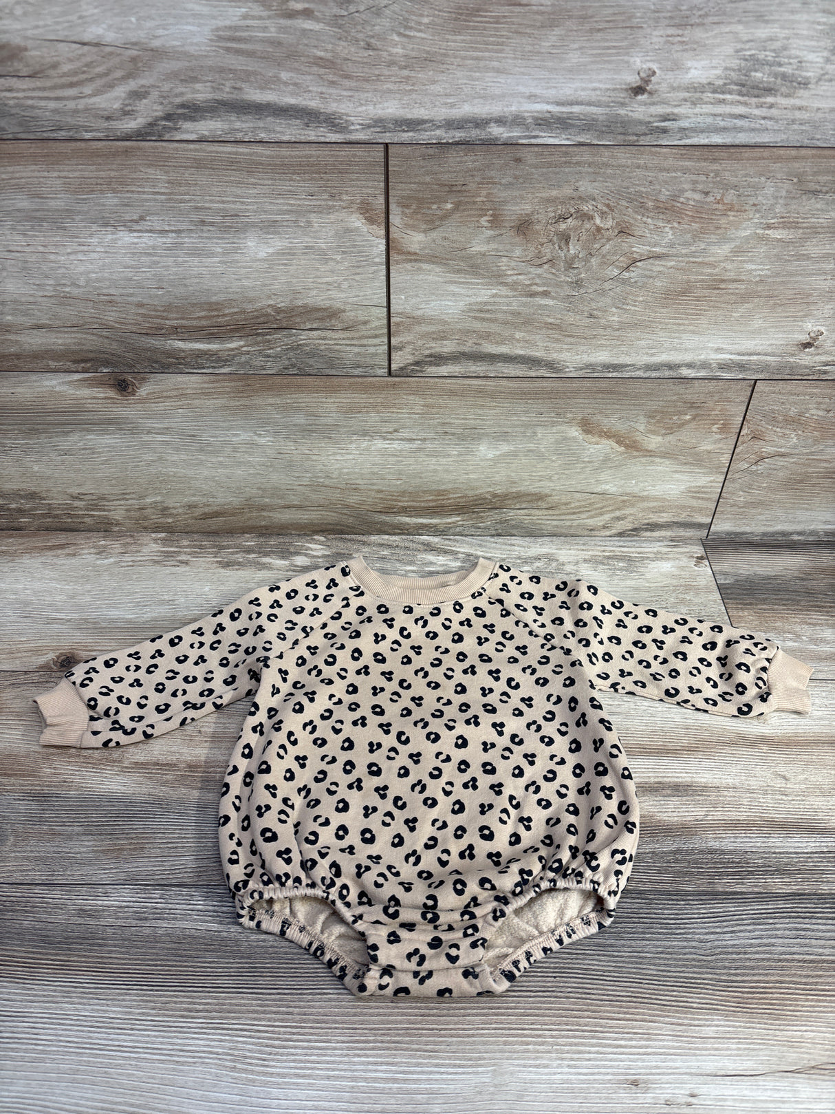 Old Navy Leopard Print Sweater Romper Tan sz 12-18m