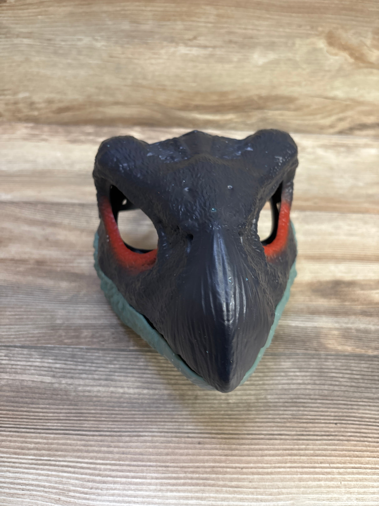 Mattel Jurassic World Dominion Dinosaur Mask, Therizinosaurus Dino