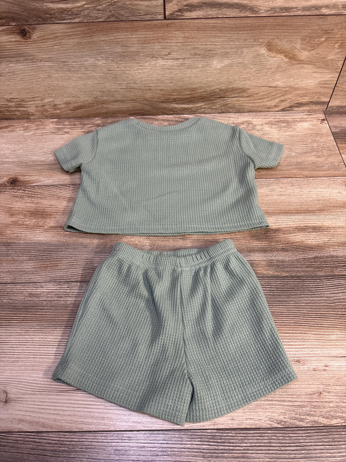 Shein 2pc Waffle Knit Shirt & Shorts Set Green sz 6-9m