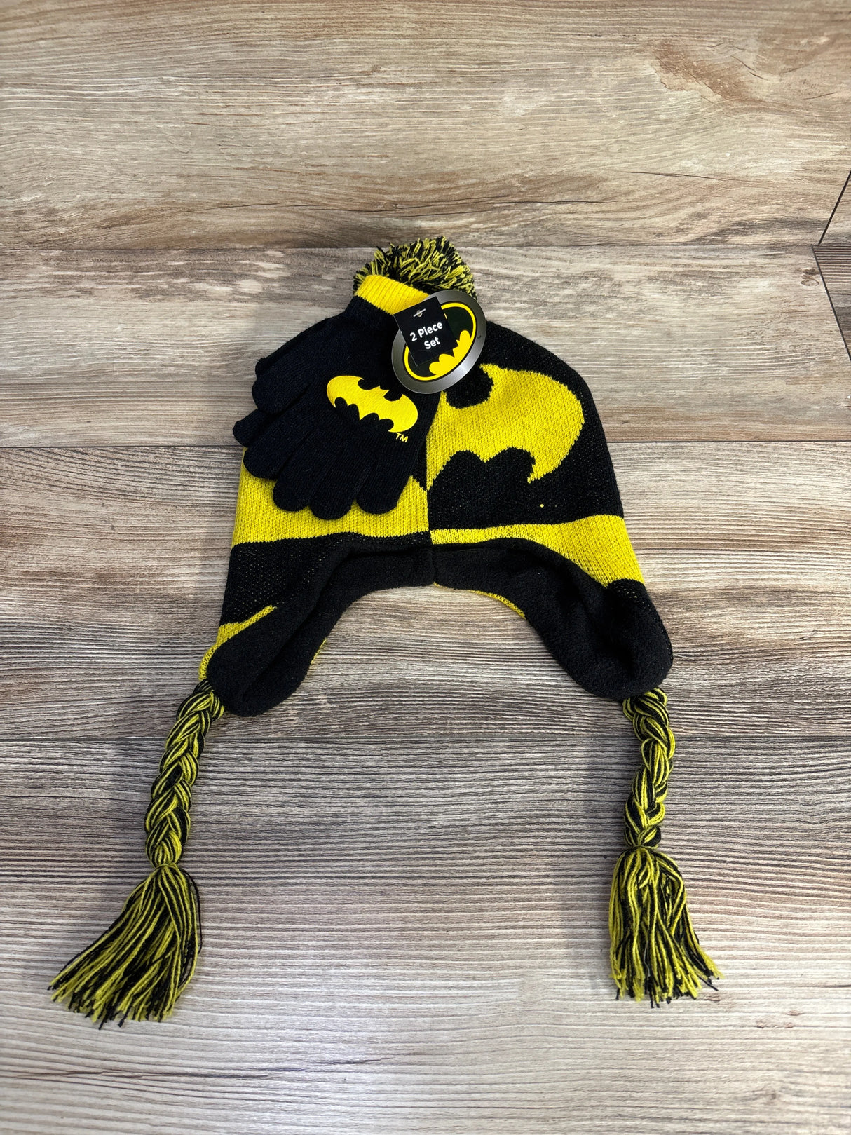 NEW Berkshire Fashion 2pc Batman Winter Hat & Gloves Set, One Size