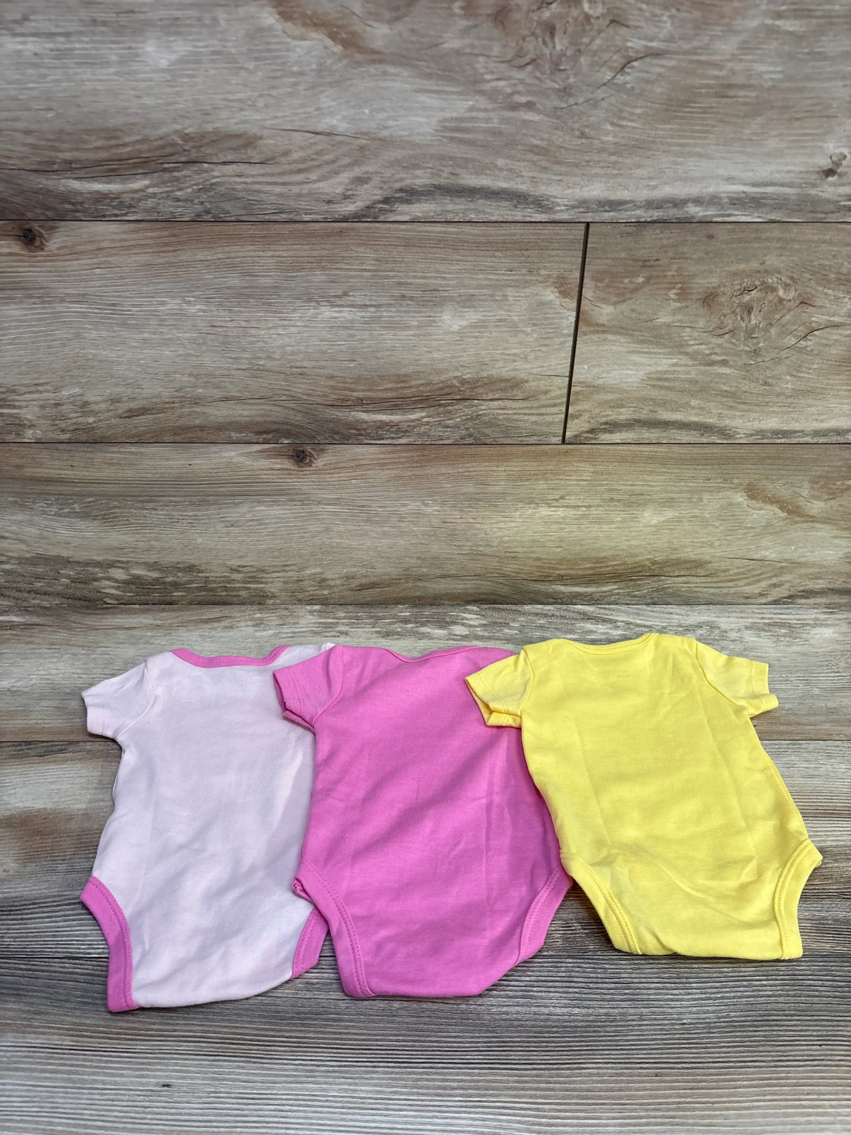 Chick Pea 3pk Bodysuits Pink sz 0/3m