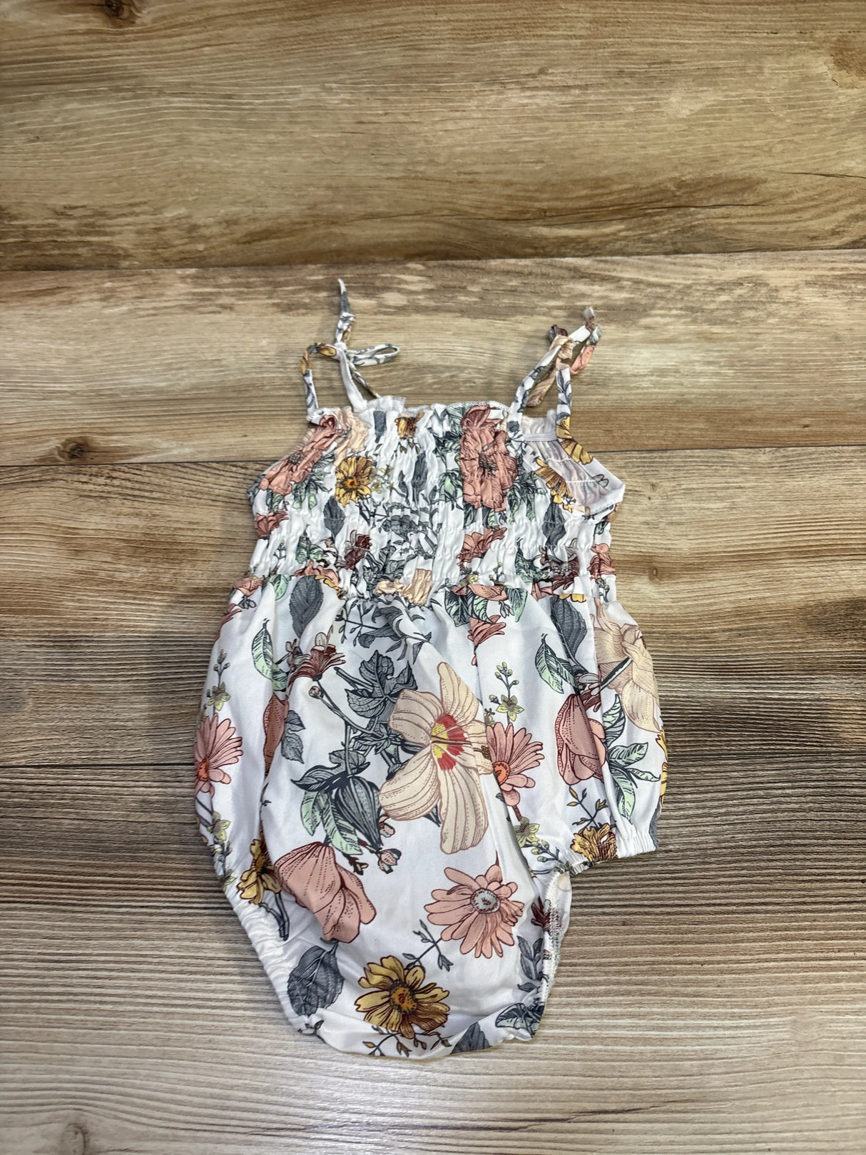 Shein Floral Smocked Romper White sz 6-9m
