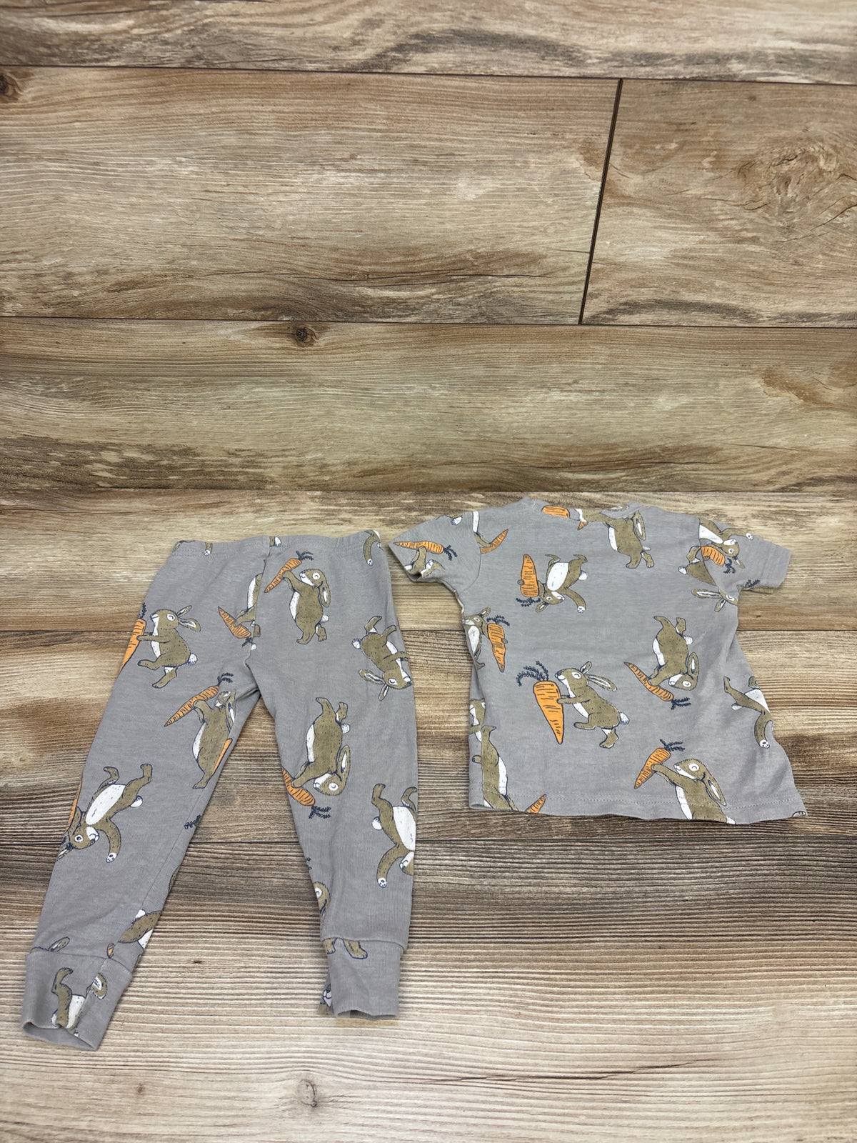 Carter's 2pc Rabbit Pajama Set Grey sz 18m