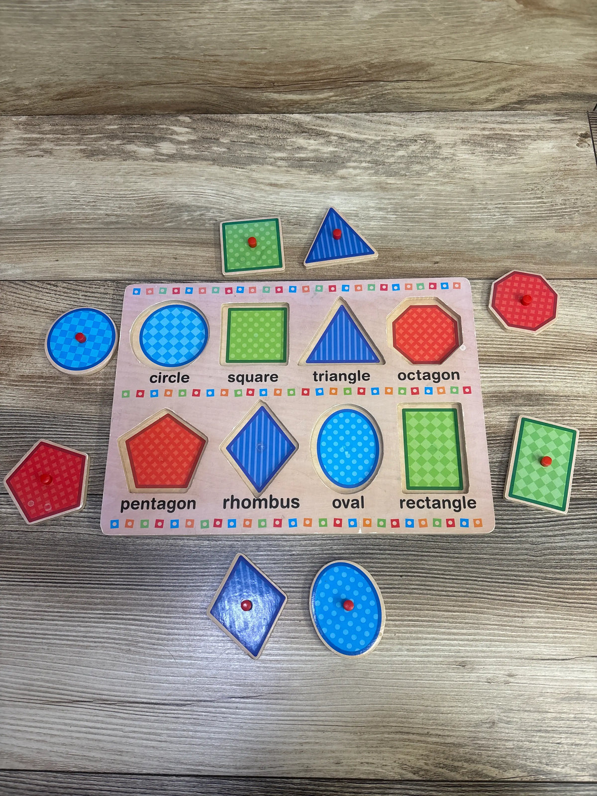 Circo Wooden Peg Puzzle - Shapes 8pc