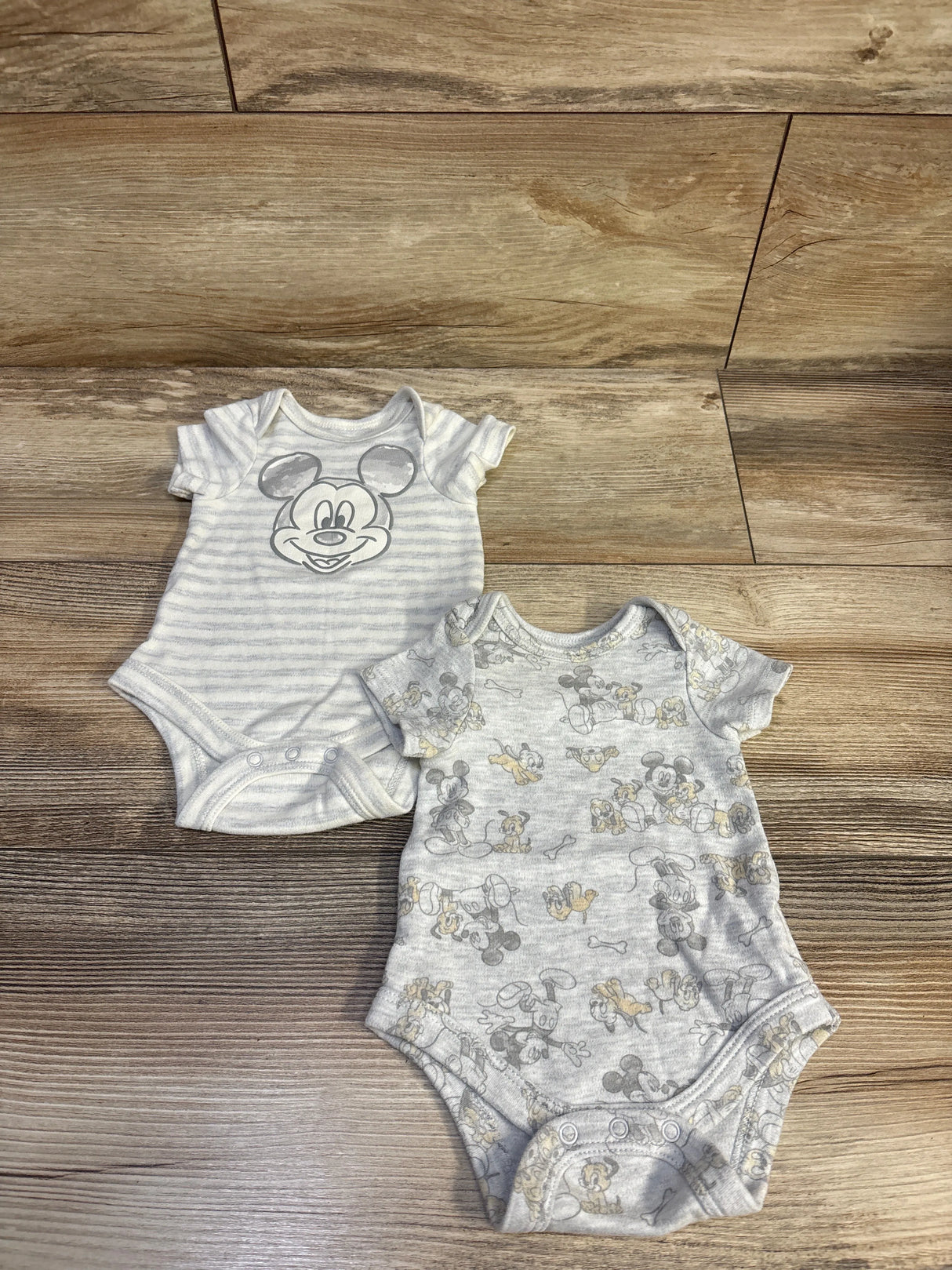Disney Baby 2pk Mickey Mouse Bodysuits Grey sz Newborn