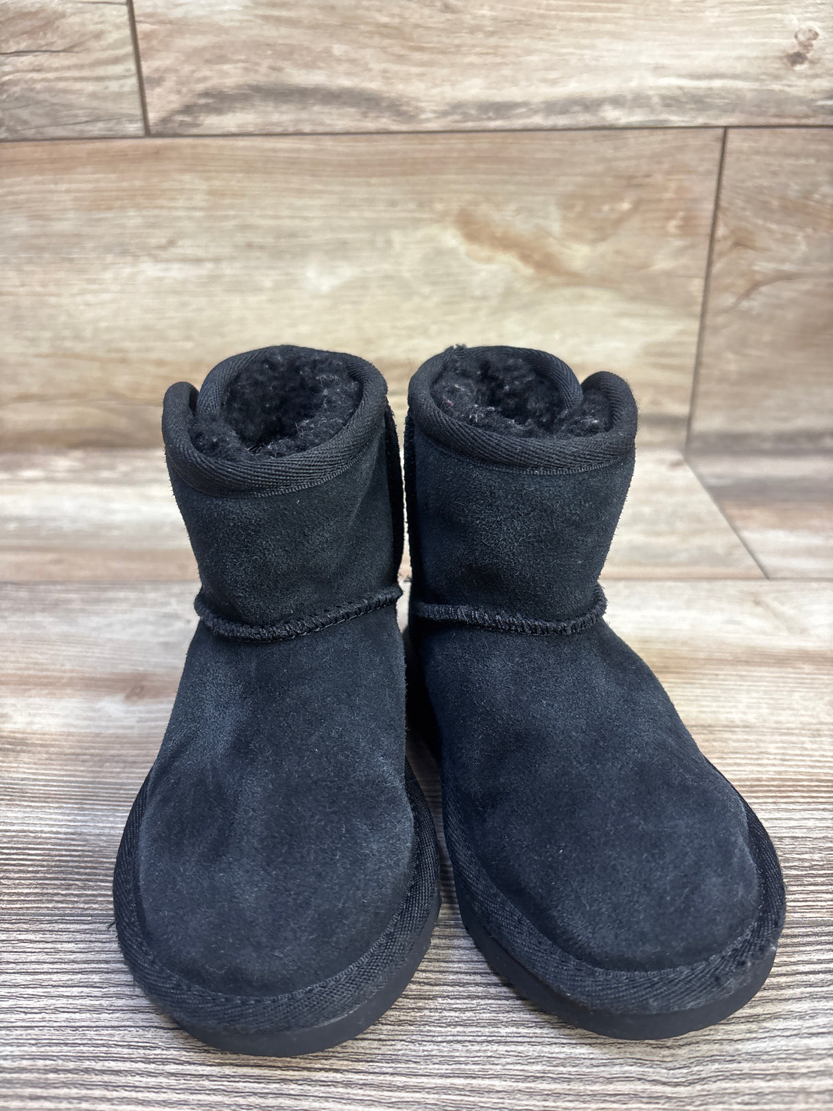UGG Jona Boot Black sz 6c