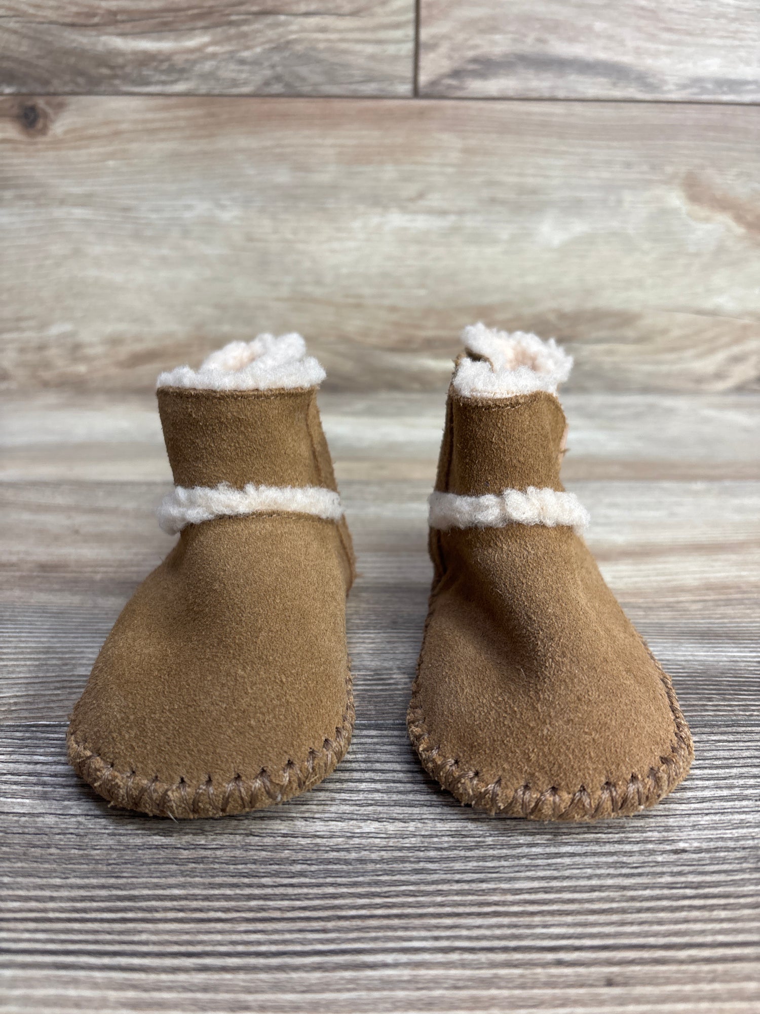 UGG Lemmy II Booties Chestnut sz 4/5c