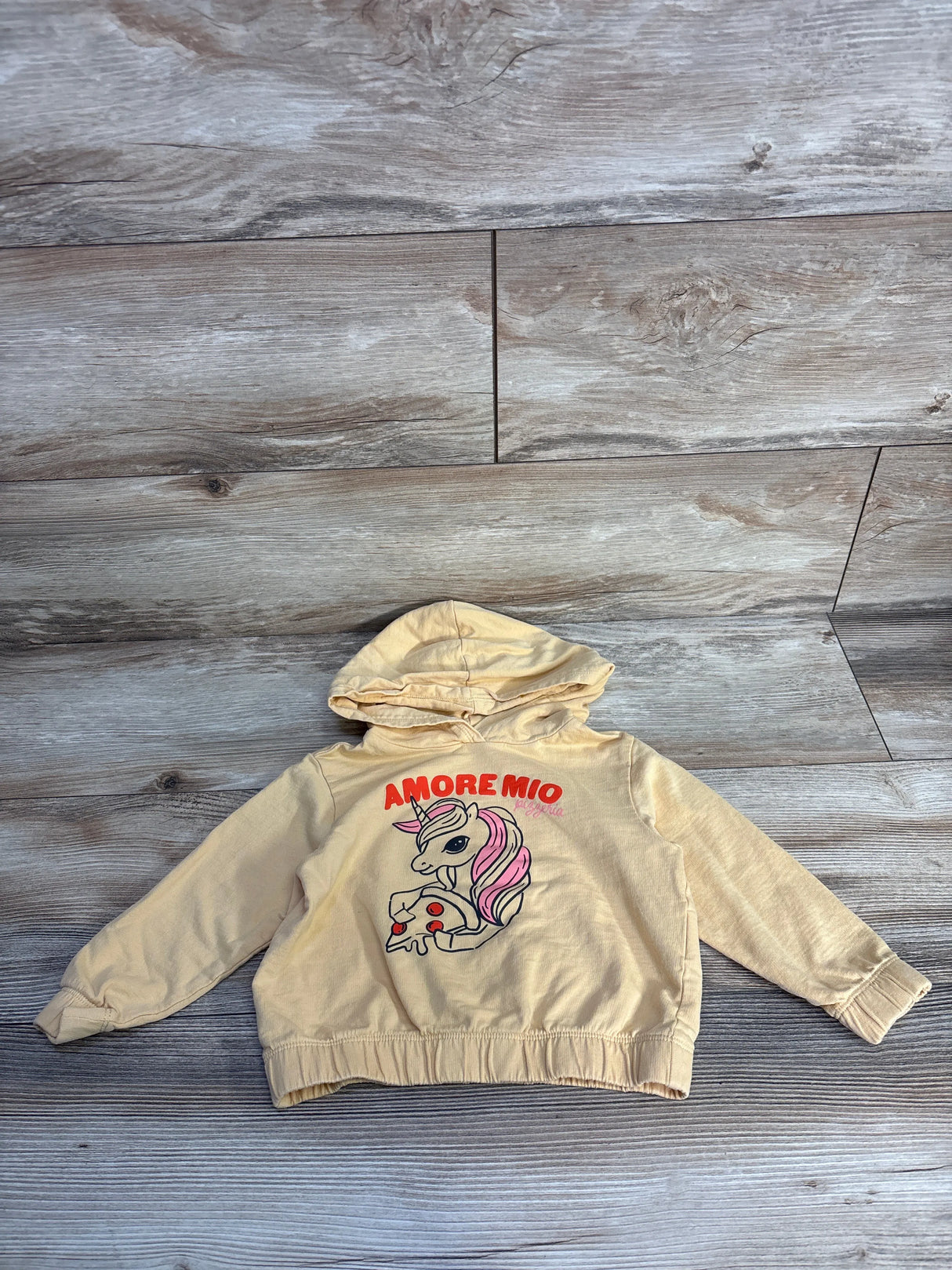 H&M Unicorn Amore Mio Pull Over Sweater Yellow sz 2T