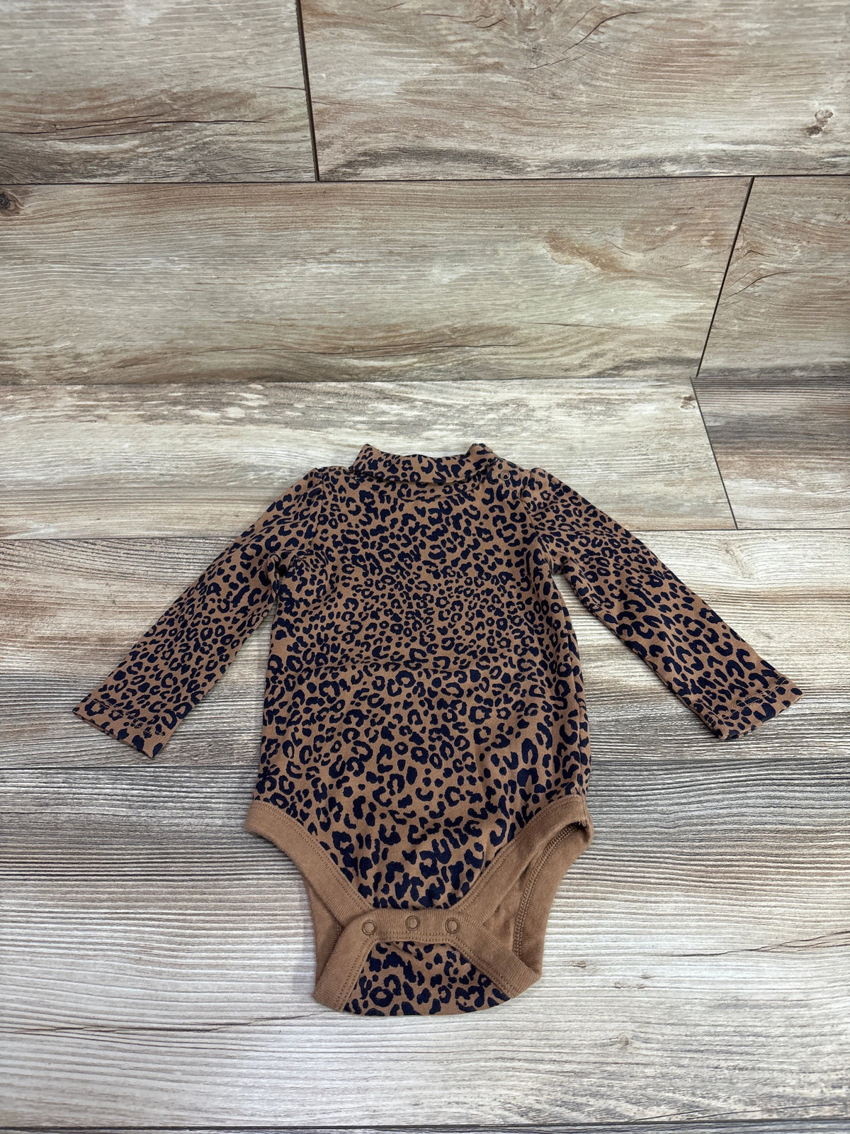 Baby Gap long sleeve leopard print bodysuit in brown for infants 6-12 months