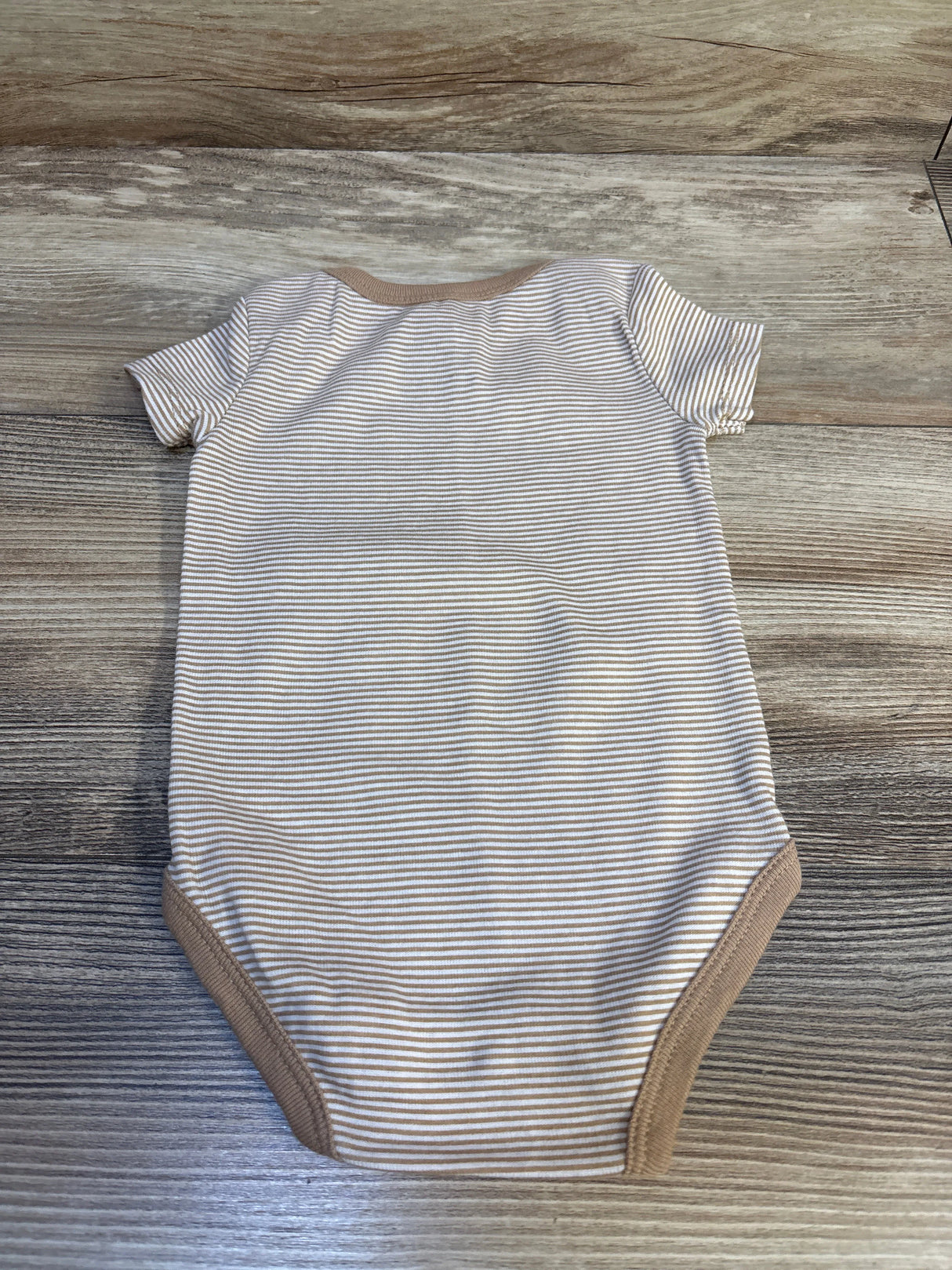 Nike Bodysuit Striped Tan sz 6m