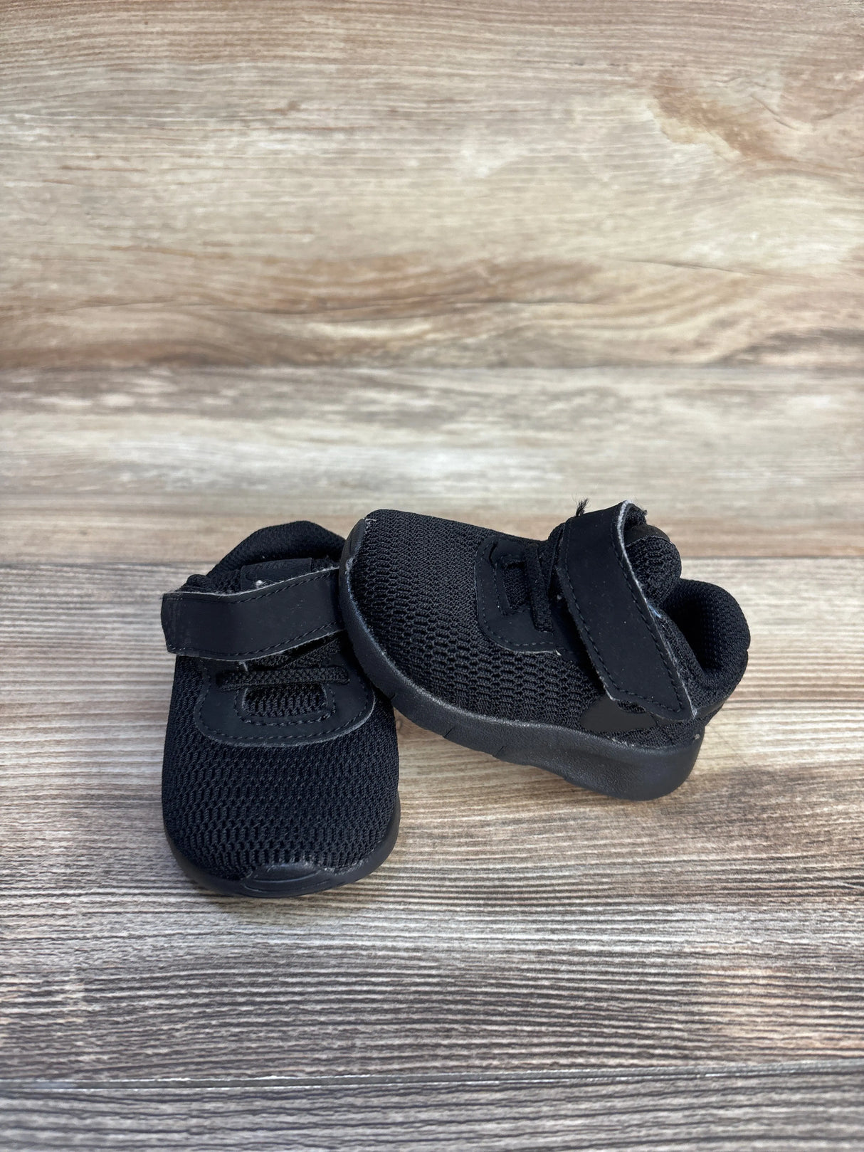 Nike Tanjun TD 'Black' Sneakers sz 2c