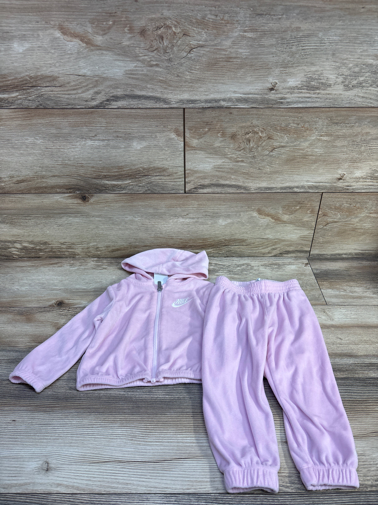 Nike 2pc Velour Tracksuit Set Pink sz 18m