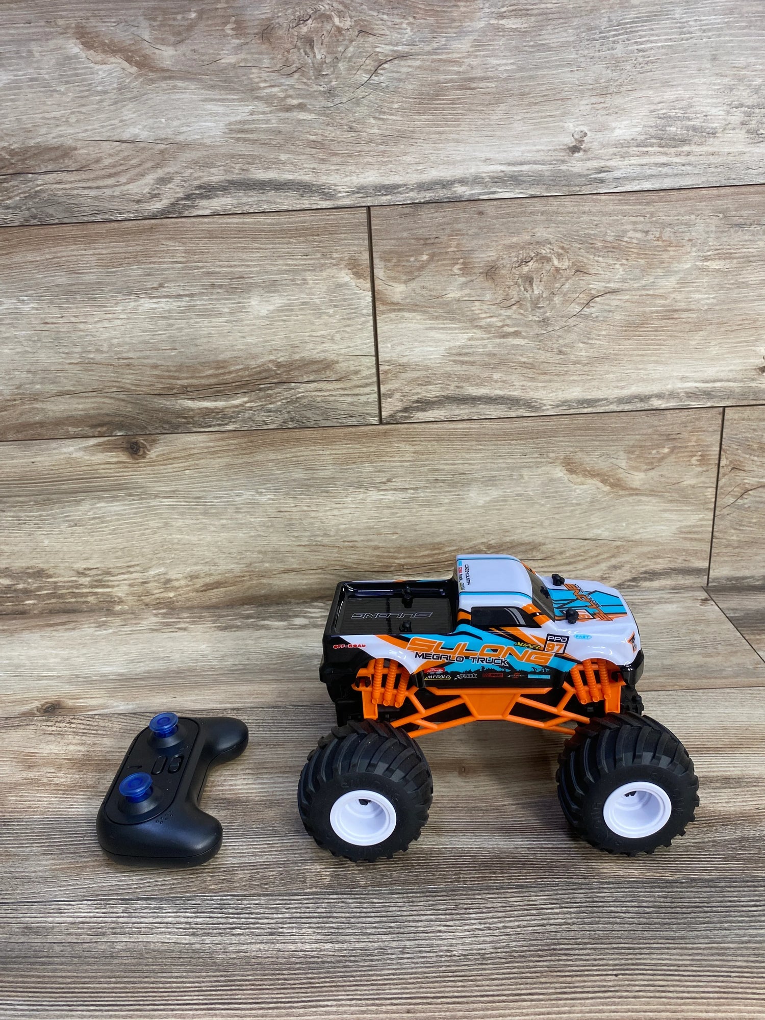 Scientoy Remote Control Truck 'R/C Megalo Truck' White/Orange