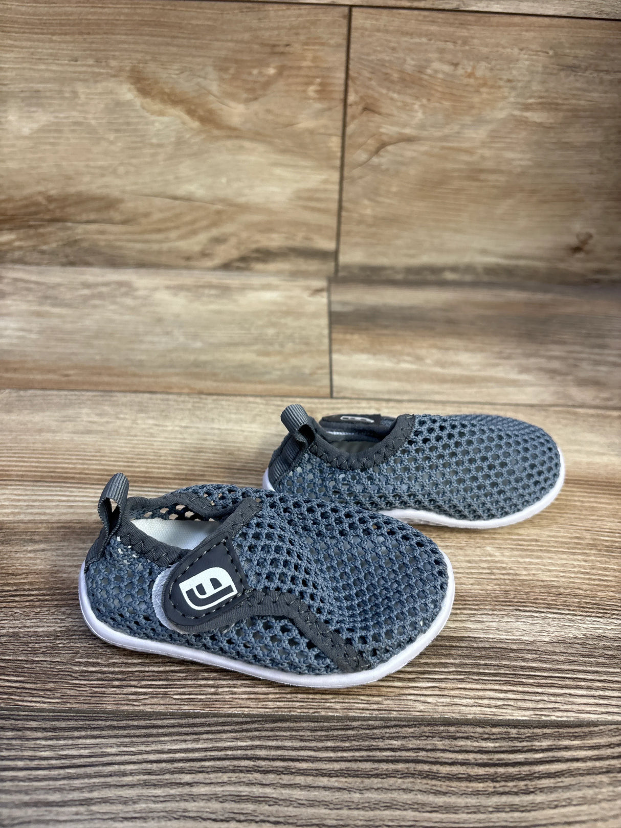 JOINFREE Barefoot Water Shoes Grey sz 5c
