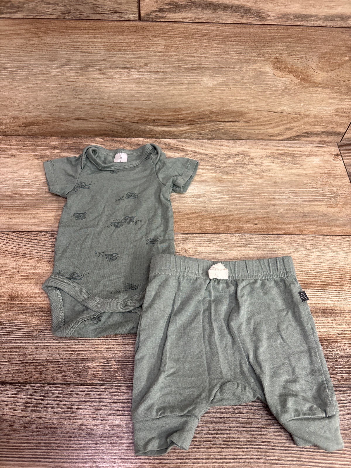Modern Moments 2pc Viscose Bodysuit & Pants Set Green sz Newborn