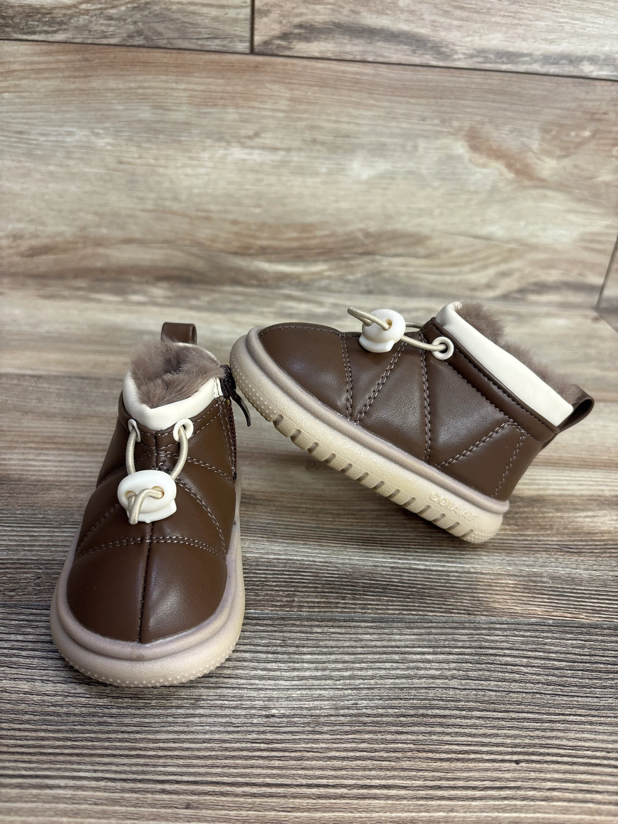 Plush Lined Snow Boots Brown sz 5c