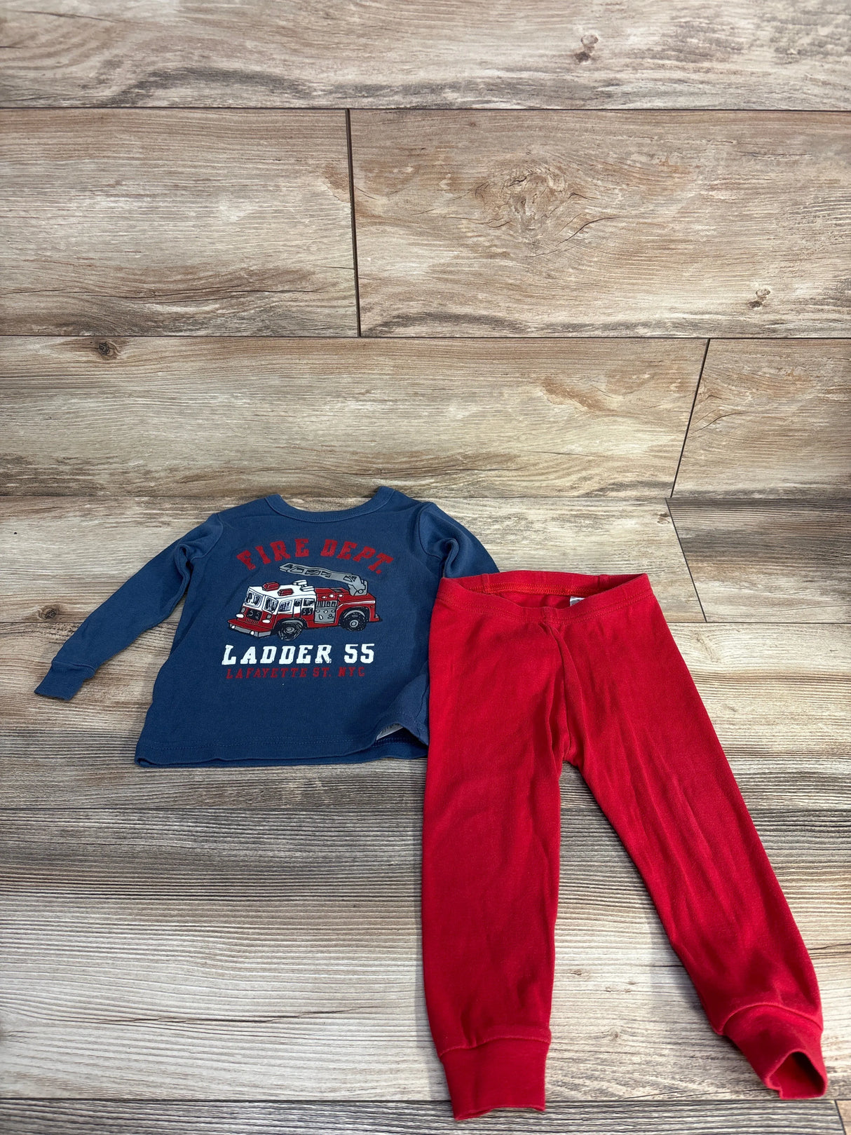 Baby Gap 2pc Firetruck Pajama Set Blue sz 18-24m