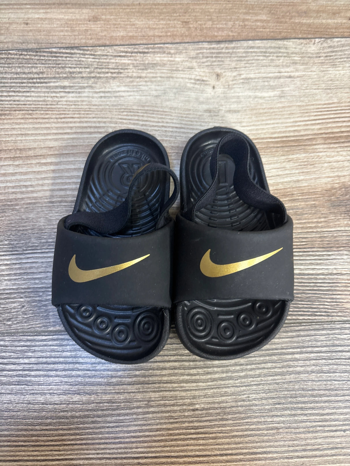 Nike Kawa Slide TD 'Black Metallic Gold' sz 6c