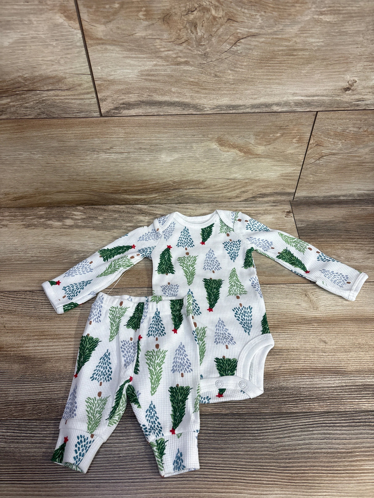NEW Just One You 2pc Waffle Knit Christmas Tree Bodysuit Set White sz Newborn