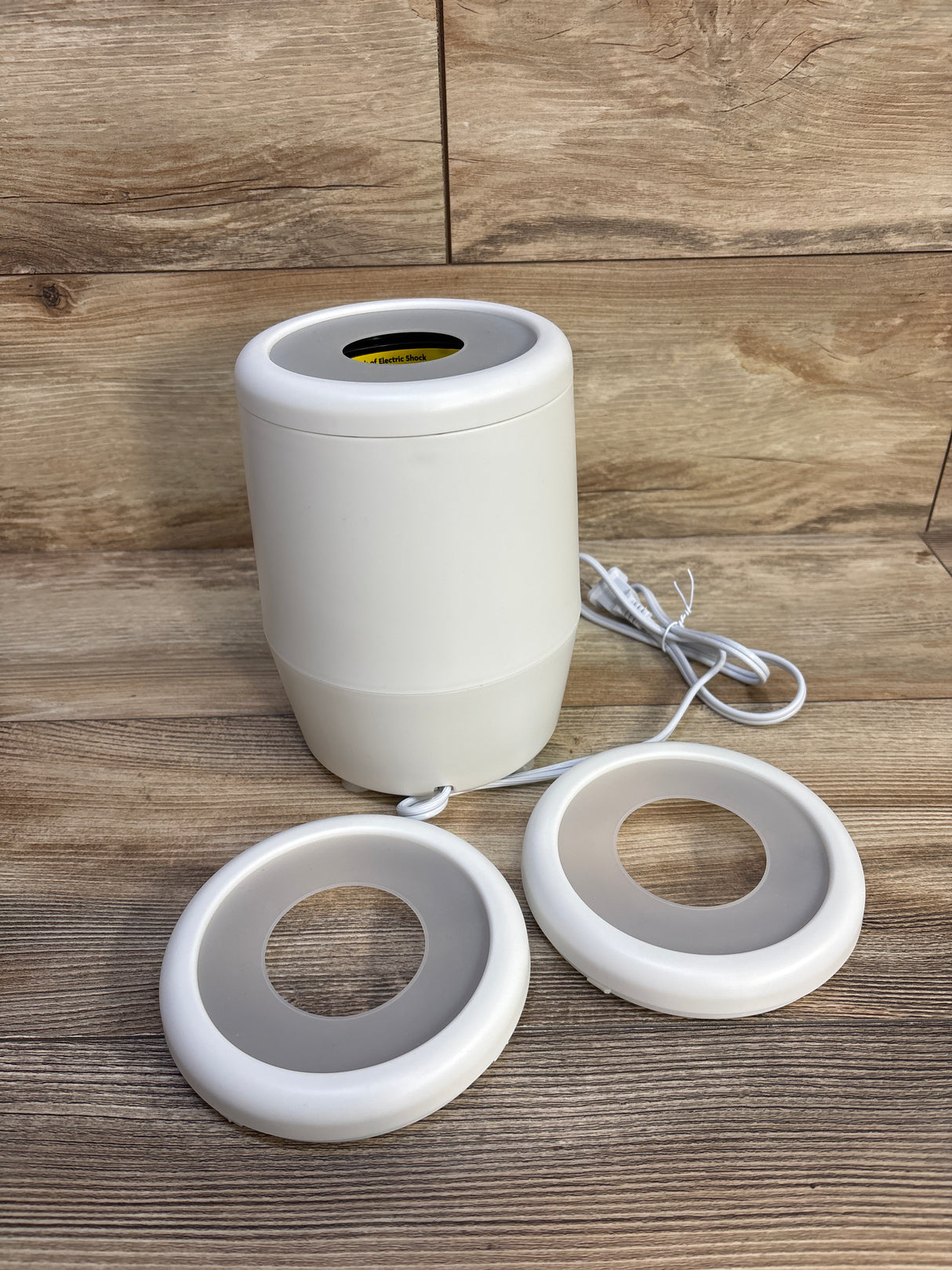 Baby Brezza Airswirl Bottle Warmer in White