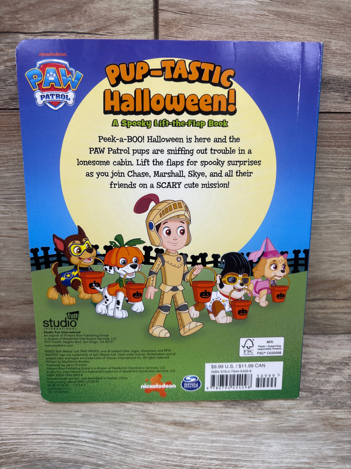 Paw Patrol: Pup-Tastic Halloween Lift-The-Flap Board Book