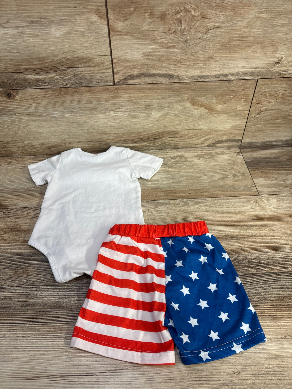 Iwemek 2pc My First 4th of July Bodysuit & Shorts Set White sz 6-9m