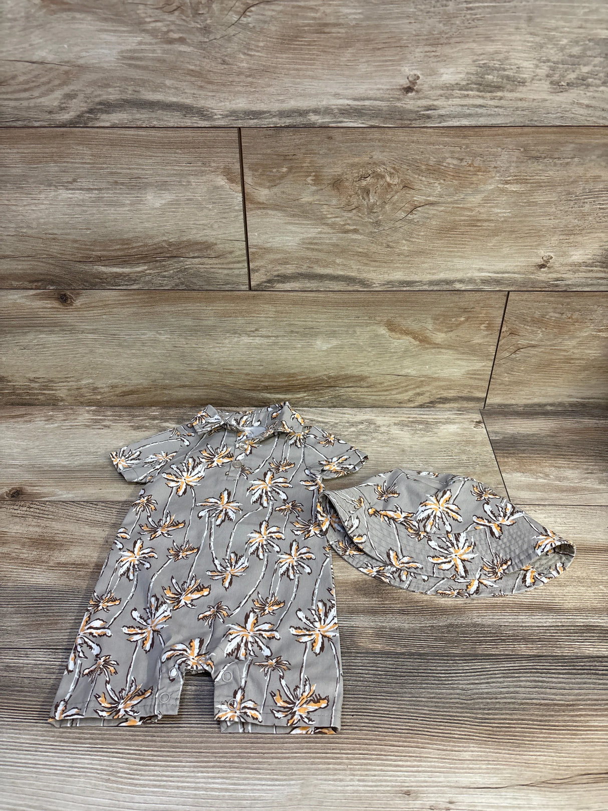 Stich & Stone 2pc Polo Shortie Romper & Bucket Hat Set Tan sz 3m