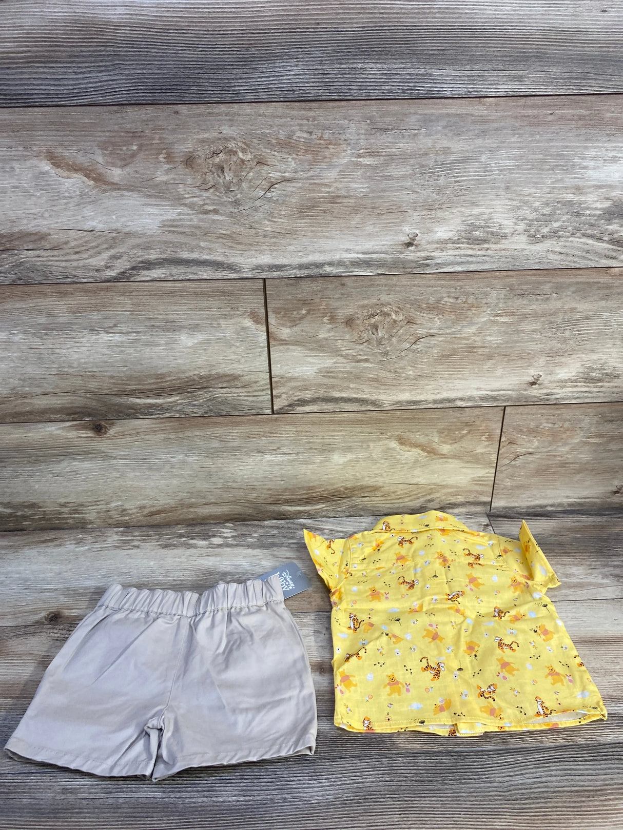 NEW Disney Store 2pc Winnie The Pooh Button-Up Shirt & Shorts Set Yellow sz 9-12m