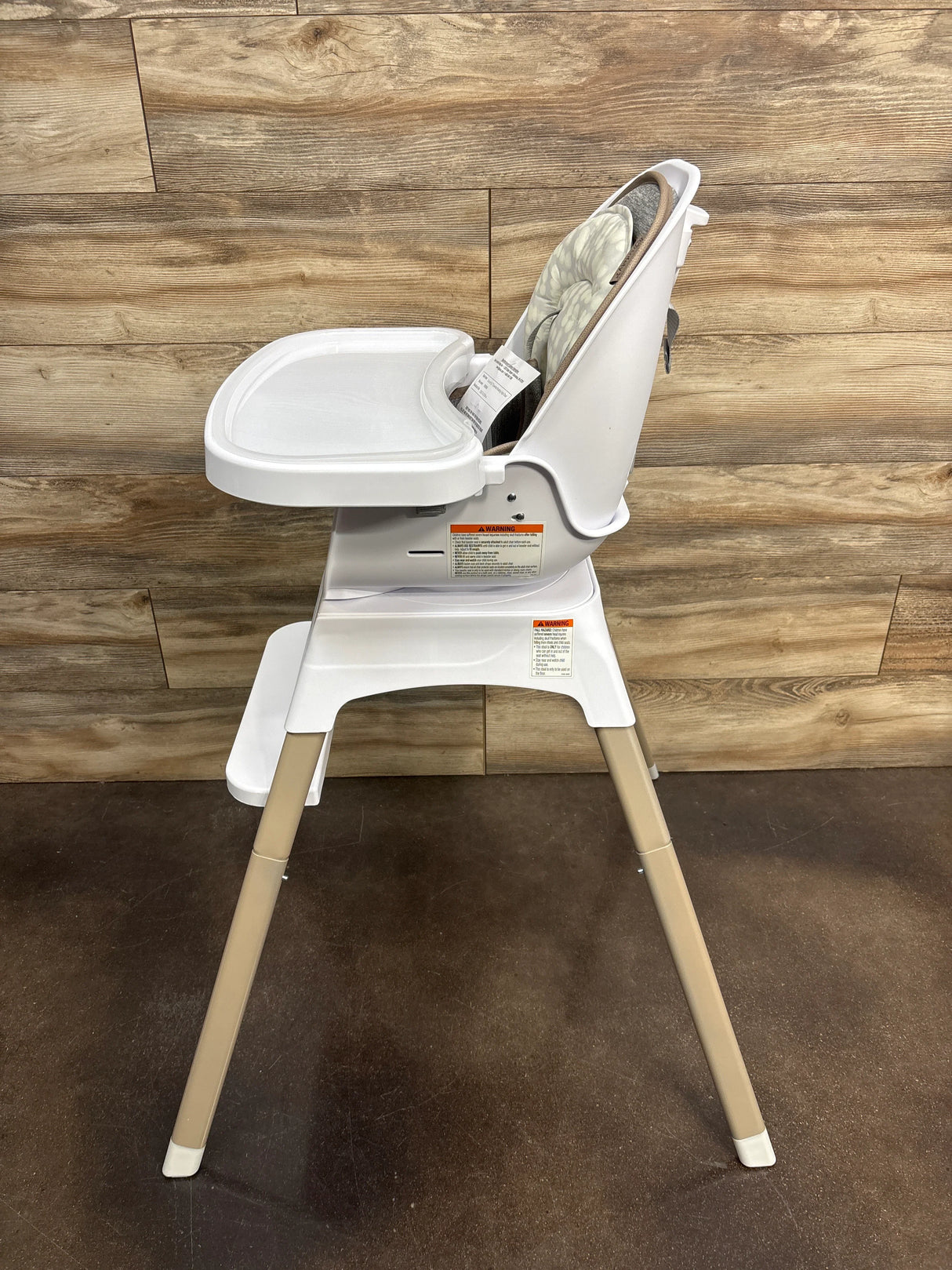 NEW Safety 1st Grow and Go Rotating High Chair in French Gray