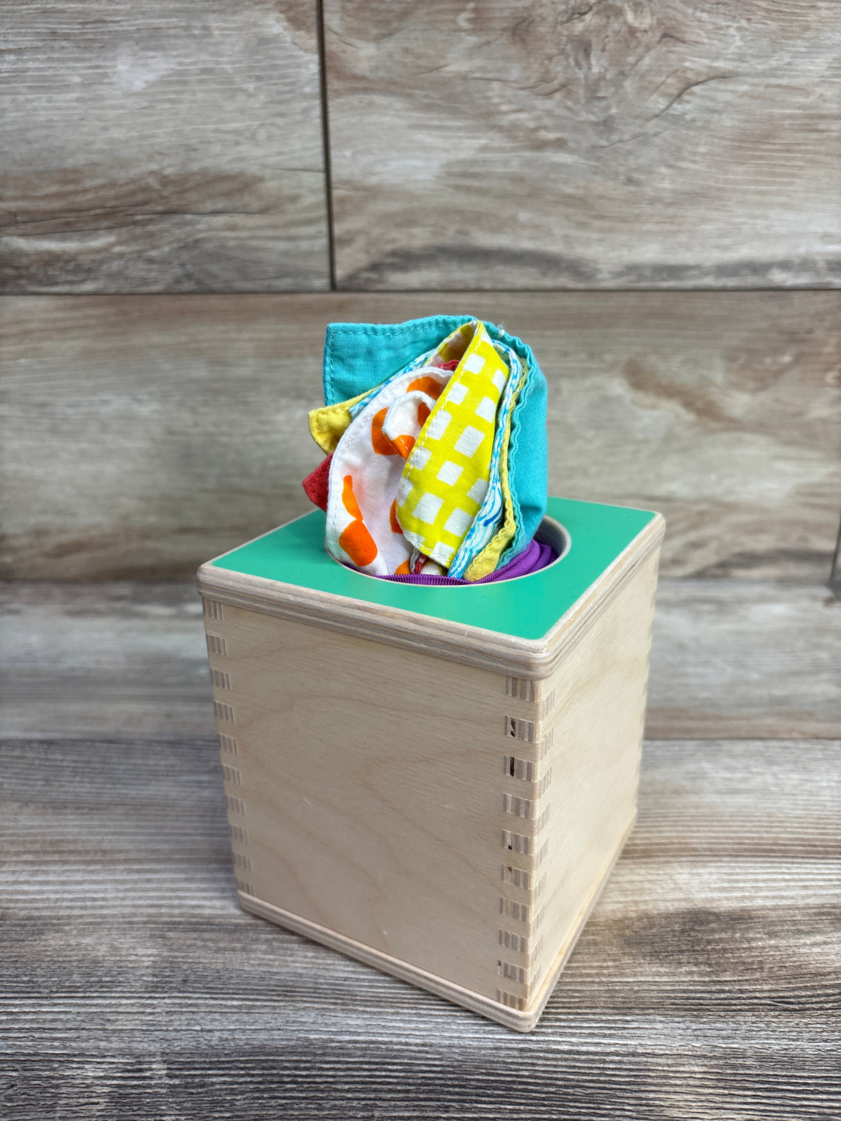Lovevery Magic Tissue Box