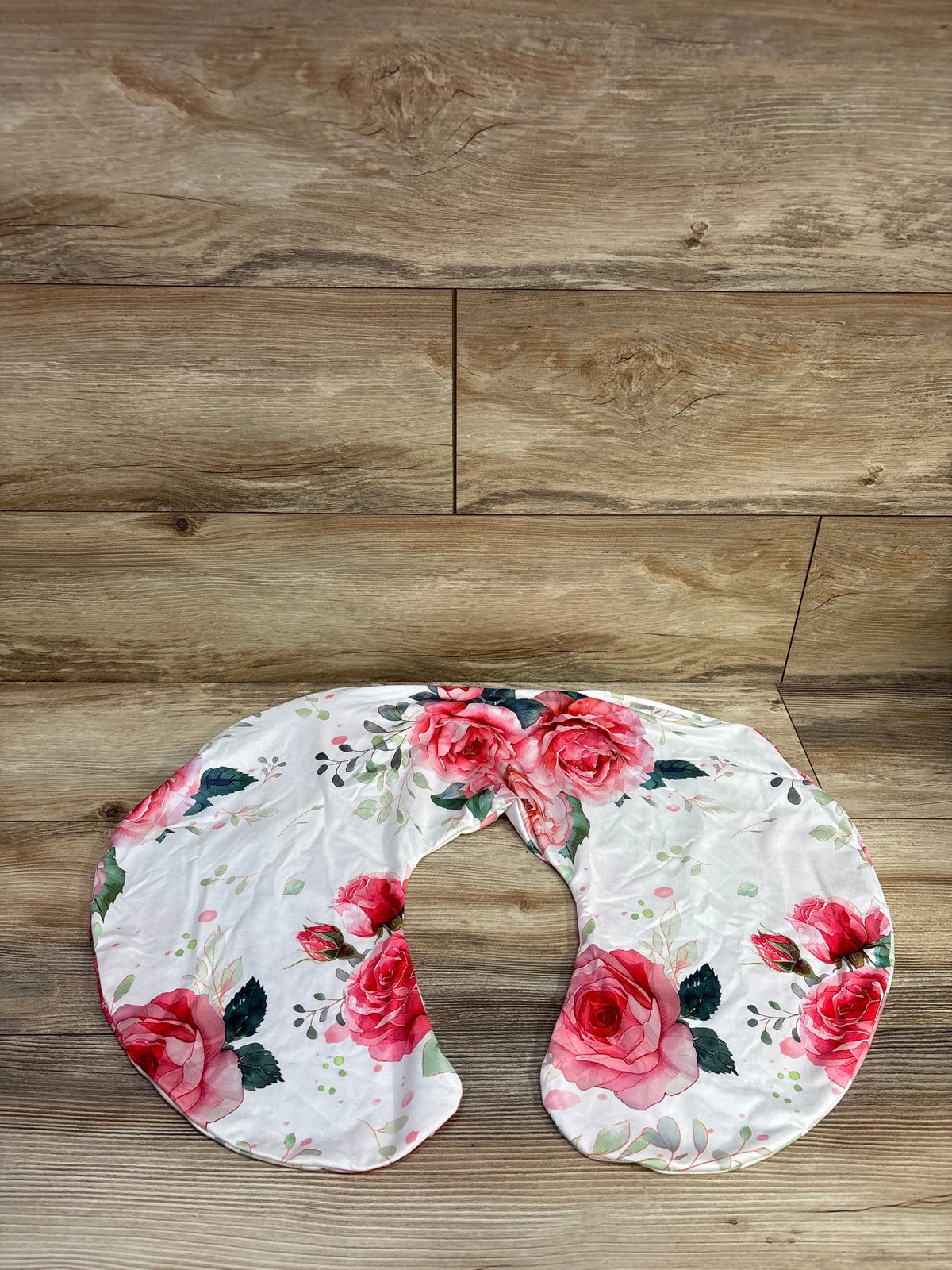 Wirein Floral Nursing Pillow Cover White