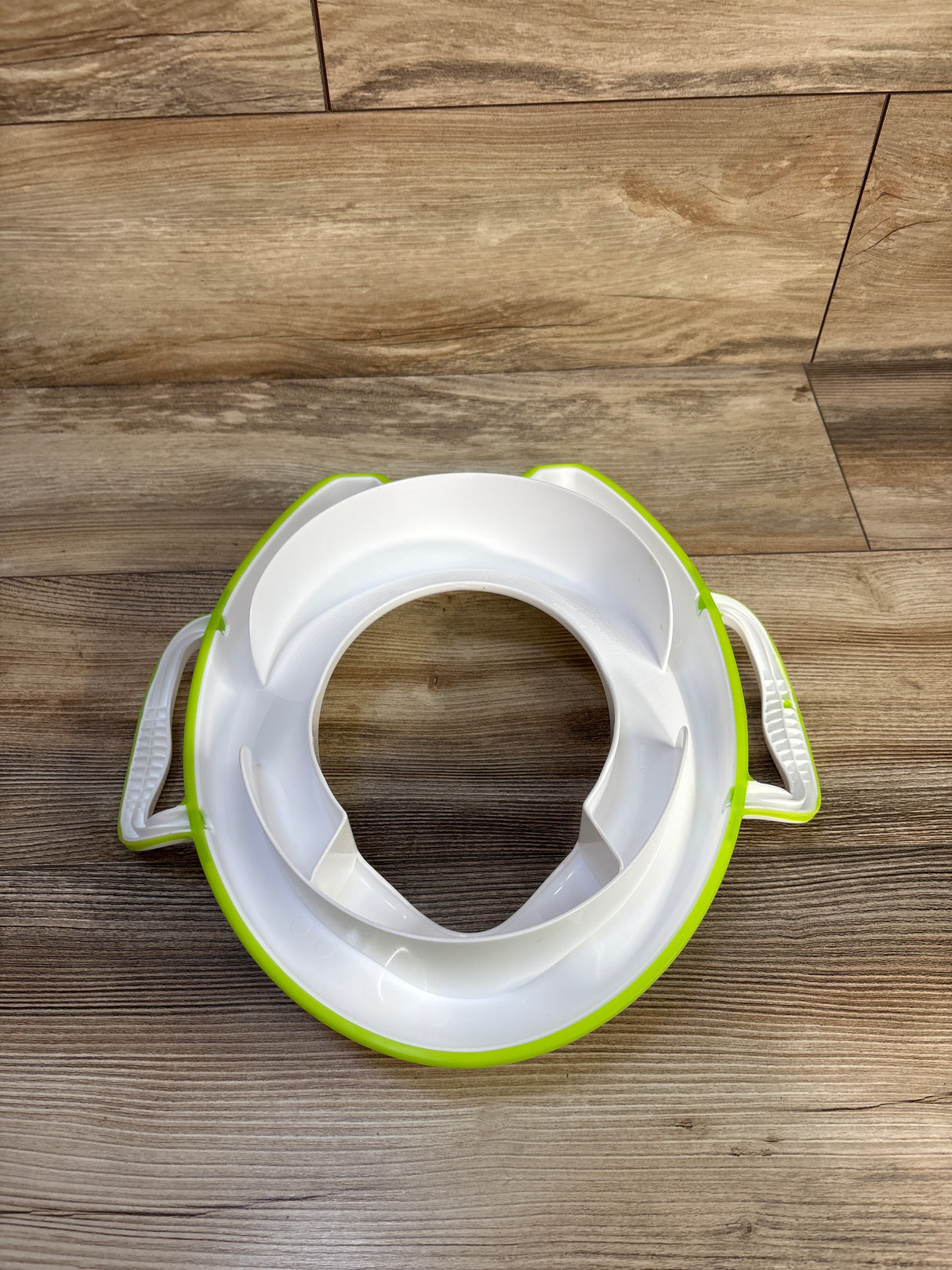Munchkin Sturdy Potty Training Seat, Green