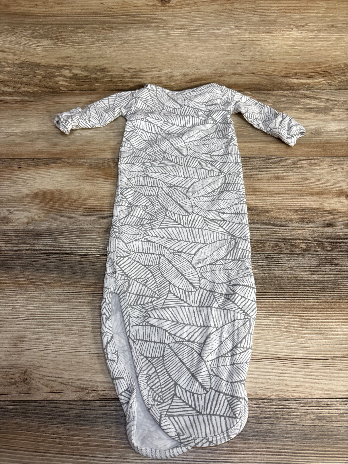 aden+ anais Knot Gown White sz 0-3m - Me n Mommy To Be