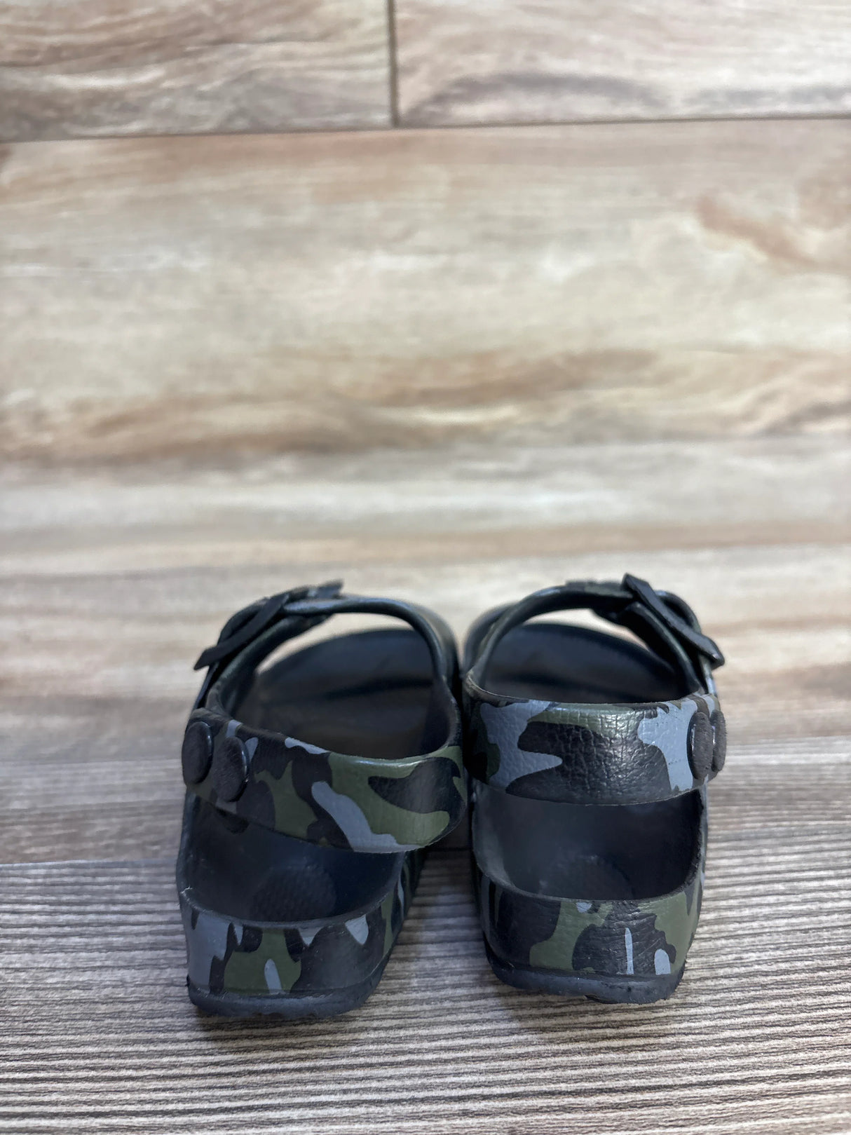 Camo Eva Blown Sandals Black sz 6c
