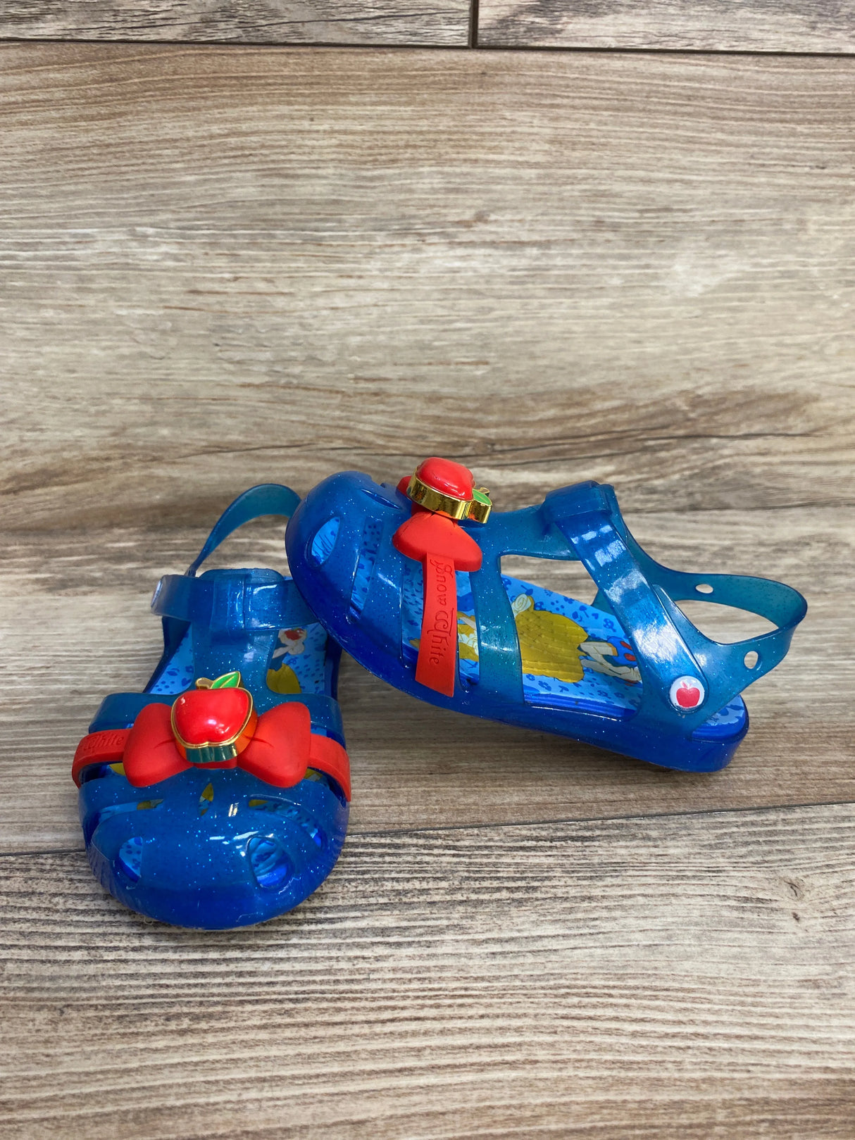 Crocs Snow White Isabella Sandals, Blue sz 6c - Me n Mommy To Be