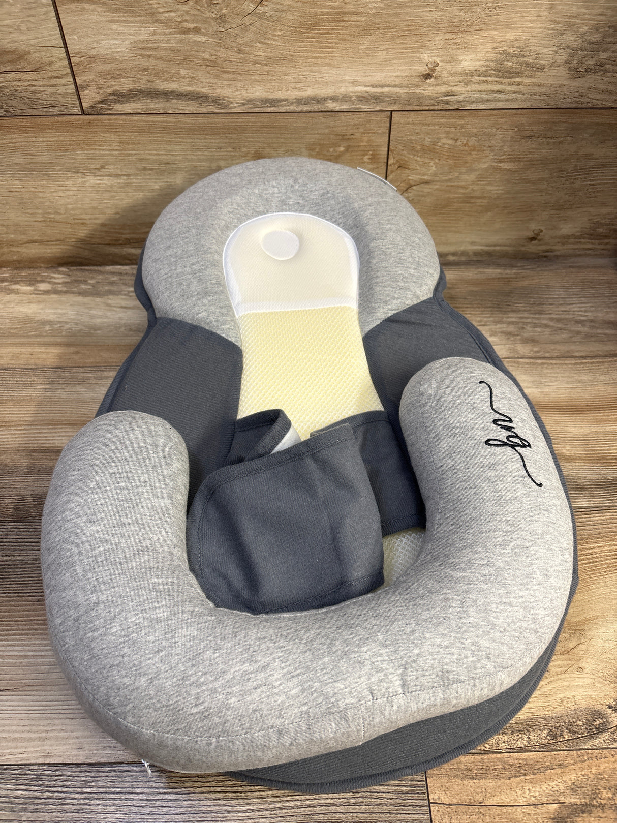 Baby Need Feeding Support Wedge Pillow, Grey